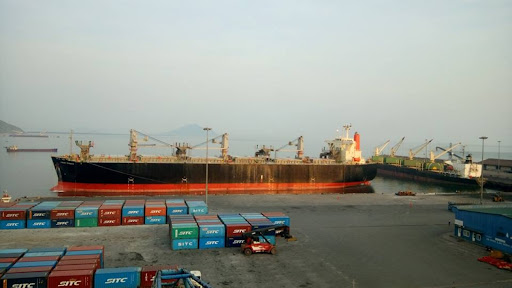 Doanh nghiệp Lào chuẩn bị quản lý cảng Vũng Áng