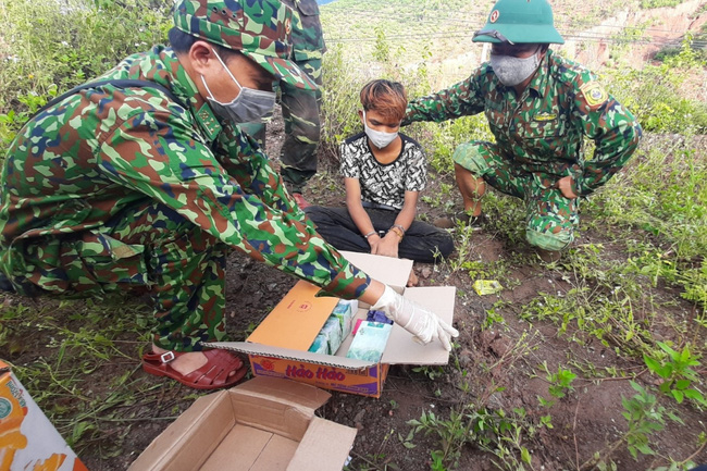 Việt Nam và Lào cùng hợp tác phòng chống buôn bán ma túy