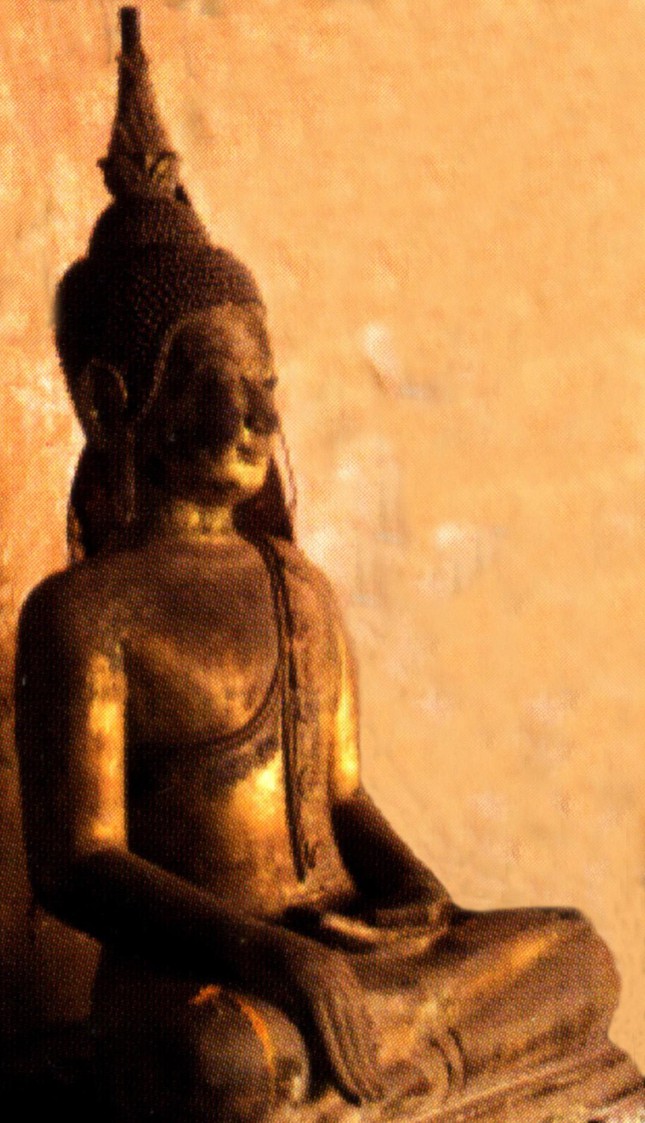 Hành hương khám phá hang Phật bí ẩn ảnh 4