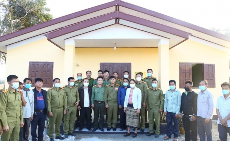 Hoàn thành bàn giao 7/7 trụ sở làm việc cho Công an bản các tỉnh bạn Lào