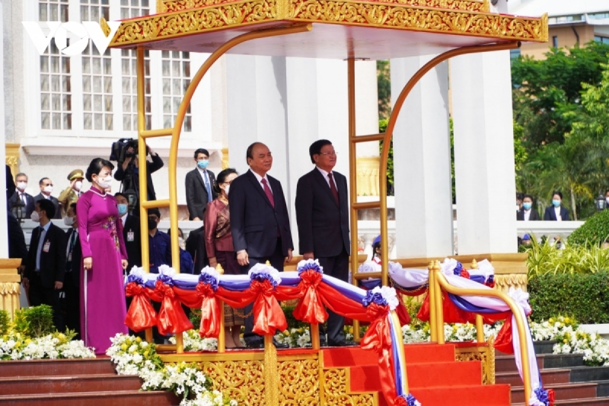 Việt Nam – Lào quyết tâm “vượt Covid-19” để duy trì quan hệ bền vững