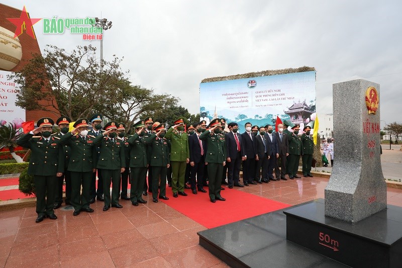 Giao lưu hữu nghị quốc phòng biên giới Việt Nam-Lào lần thứ nhất chính thức bắt đầu