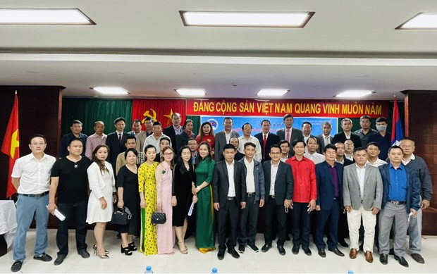 Thúc đẩy hợp tác giữa các doanh nghiệp Việt Nam và Lào