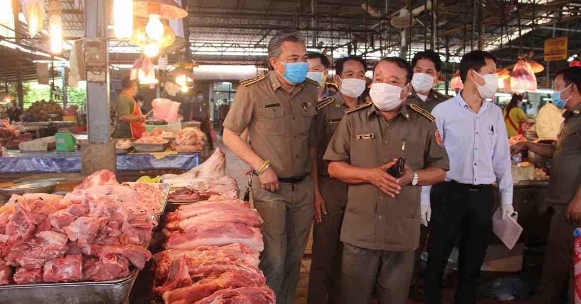 Giá thịt lợn ở Vientiane tăng mạnh