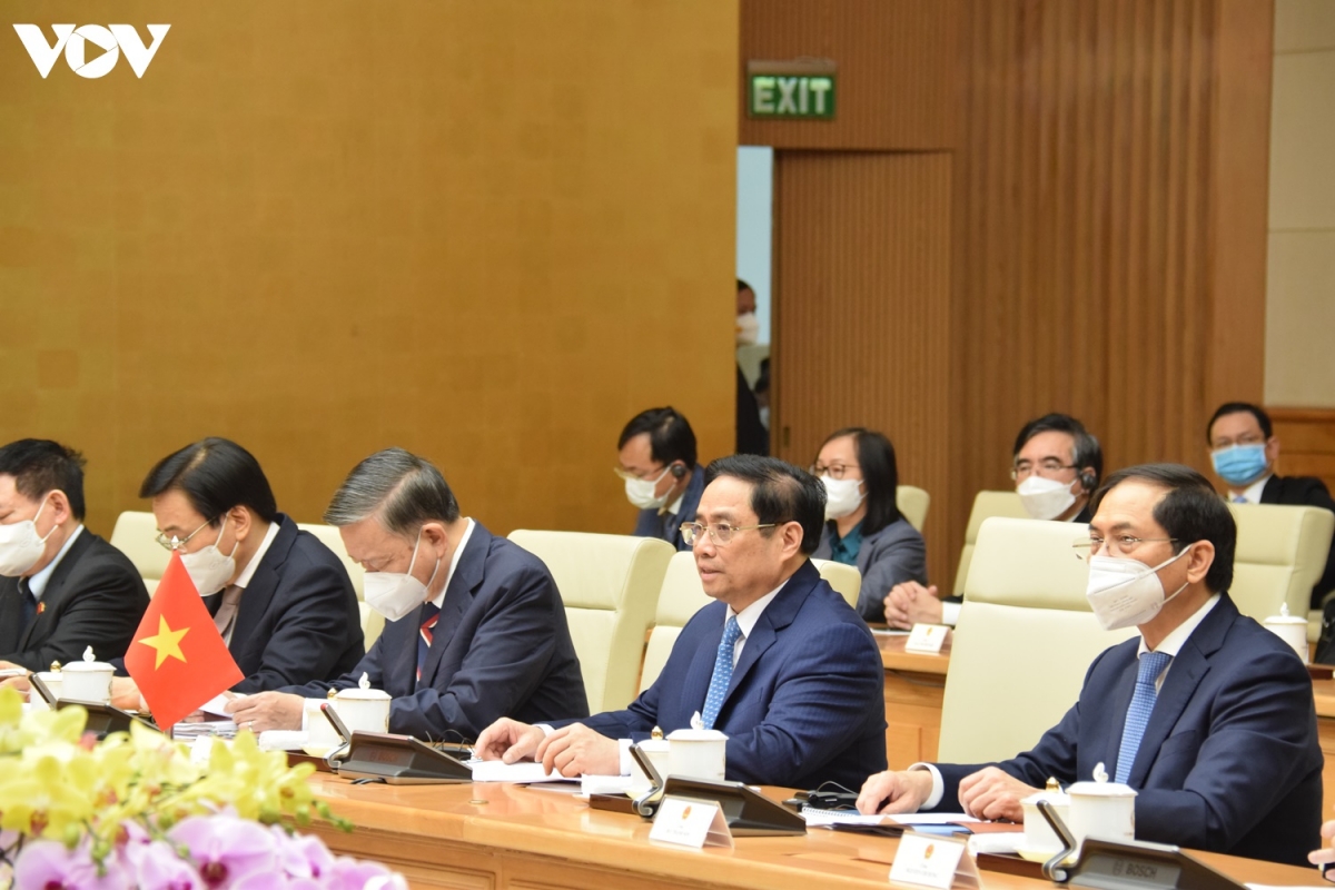 Thủ tướng Phạm Minh Chính khẳng định, Việt Nam luôn sẵn sàng hỗ trợ Lào tối đa trong khả năng có thể để góp phần chia sẻ, hỗ trợ Lào khắc phục khó khăn.