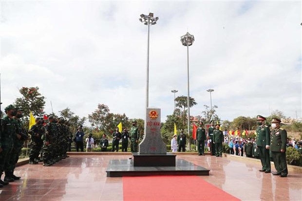 Tạo động lực thúc đẩy hợp tác toàn diện Việt Nam-Lào trong năm 2022