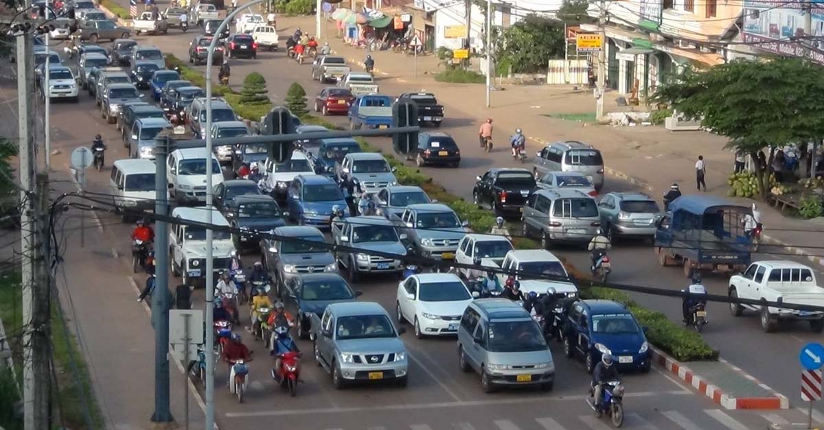 Vientiane khó giải quyết tình trạng kẹt xe