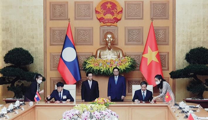 Lào, Việt Nam tăng cường hợp tác giáo dục