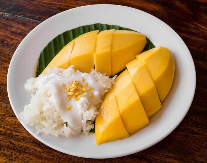Dư luận Lào bất bình việc Thái Lan đề xuất xôi xoài là di sản văn hóa thế giới