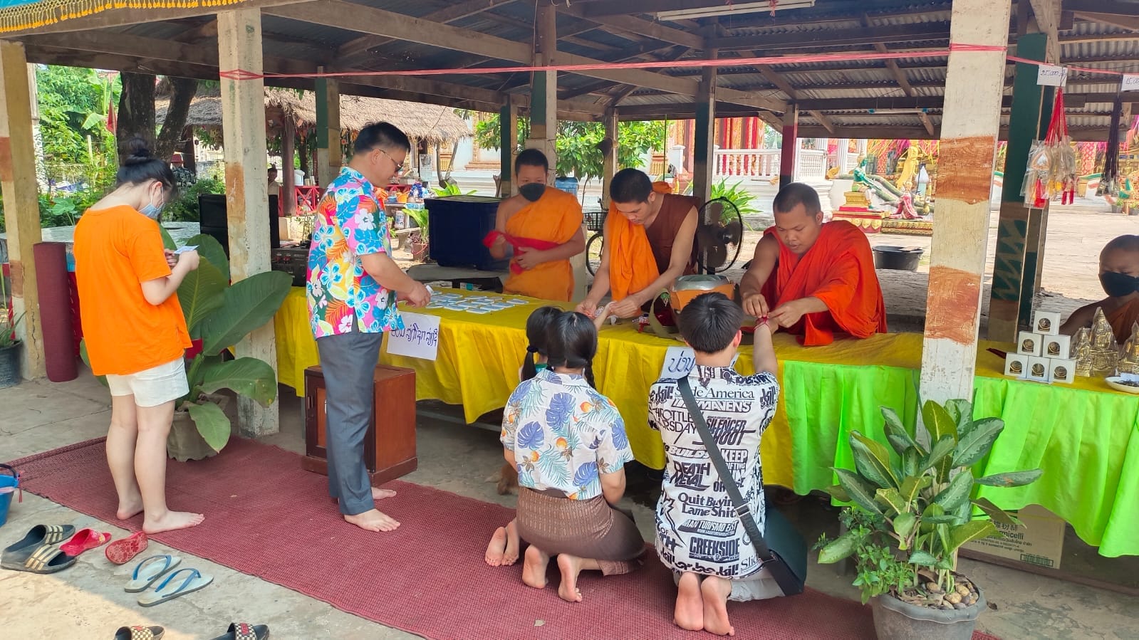 Số ca mắc mới Covid-19 tại Lào giảm