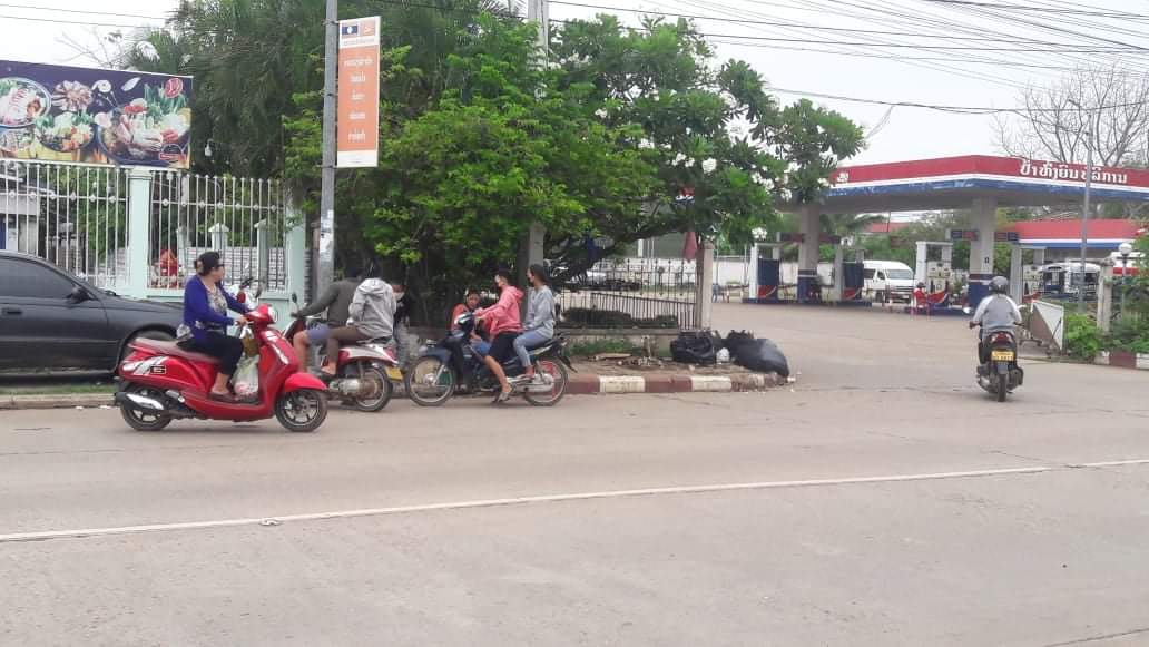 Chính phủ Lào kêu gọi tiết kiệm nhiên liệu