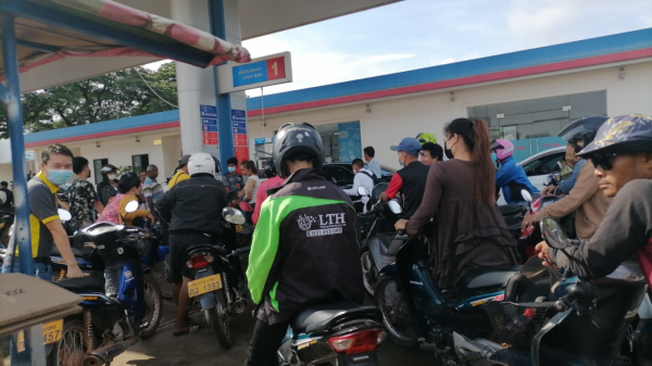 Khủng hoảng nhiên liệu tại Lào vẫn tiếp diễn