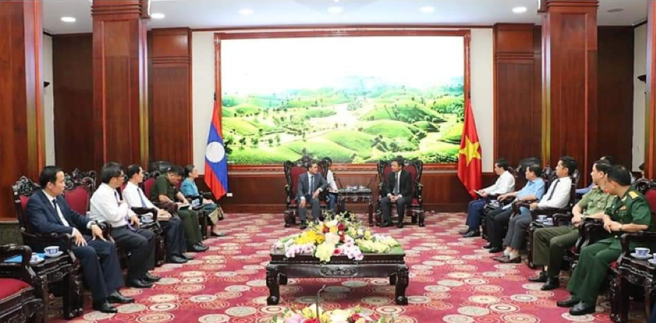 Đại sứ Lào thăm và làm việc tại tỉnh Phú Thọ