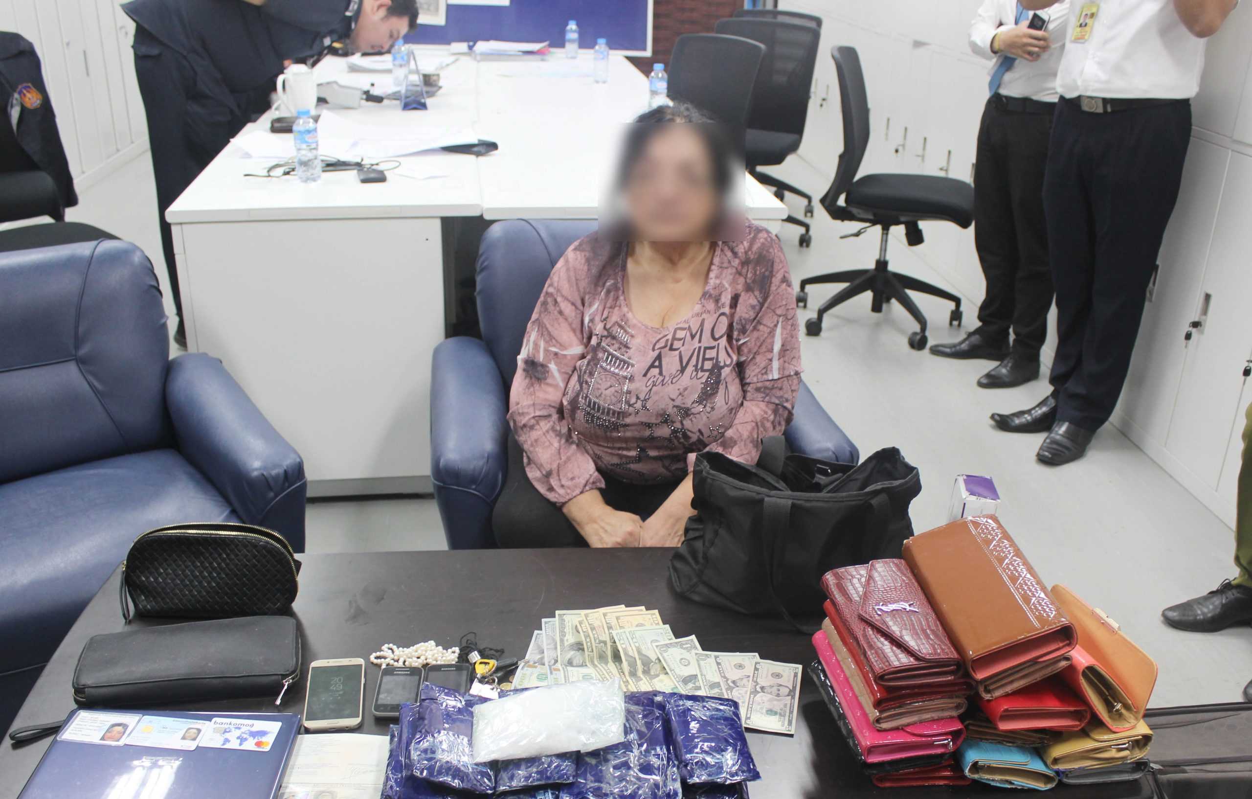Nhiều công dân nước ngoài vi phạm quy định khi sinh sống tại Vientiane
