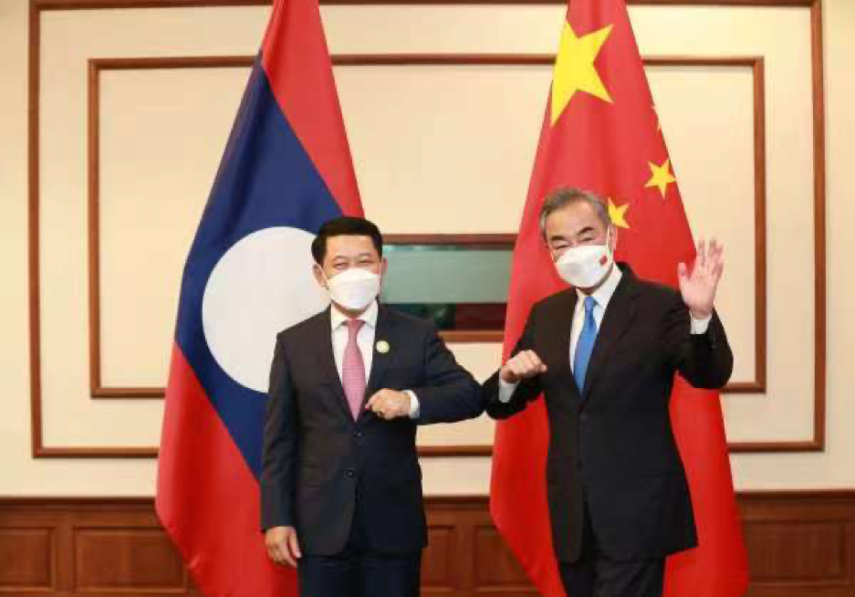 Bộ trưởng Ngoại giao Lào – Trung Quốc hội đàm bên lề Hội nghị hợp tác Mekong – Lan Thương lần thứ 7
