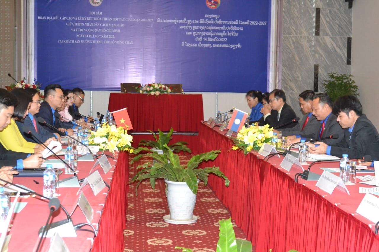 Trung ương Đoàn Thanh niên Nhân dân cách mạng Lào và Trung ương Đoàn thanh niên Cộng sản Việt Nam tăng cường hợp tác