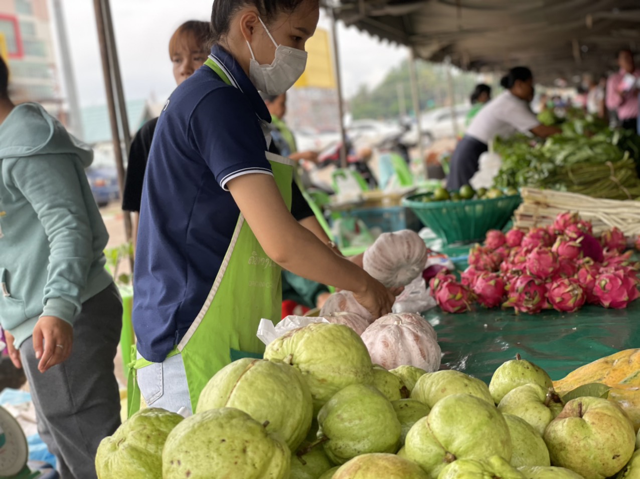 Bộ Công thương Lào đề ra biện pháp kiểm soát giá cả hàng hóa