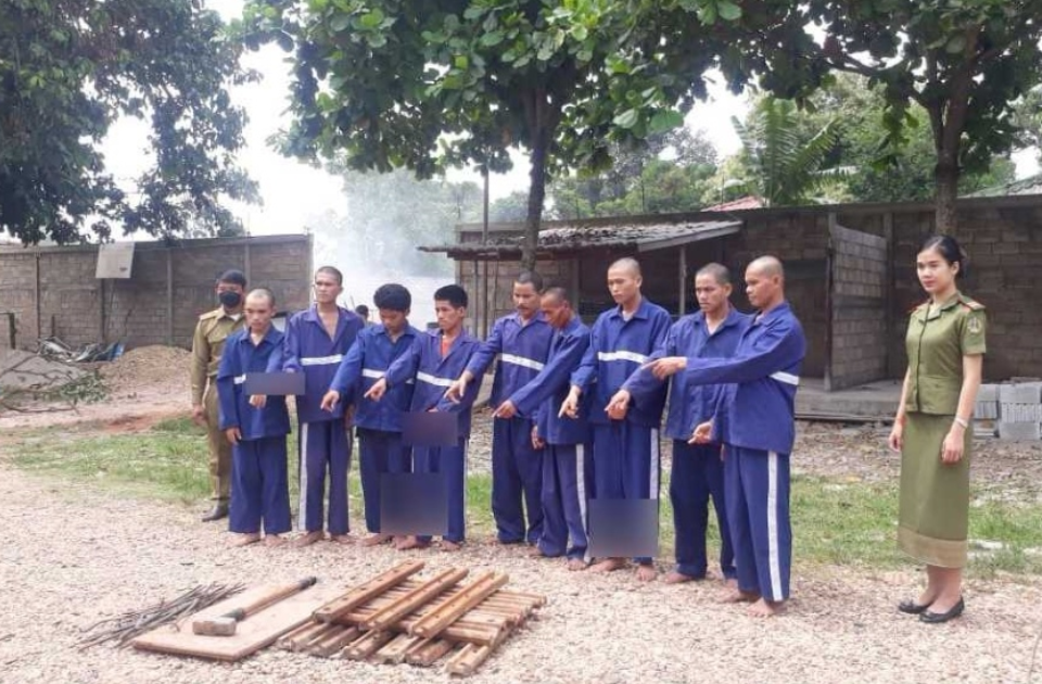 Công an Lào bắt nhóm 9 đối tượng trộm đường ray tàu hỏa