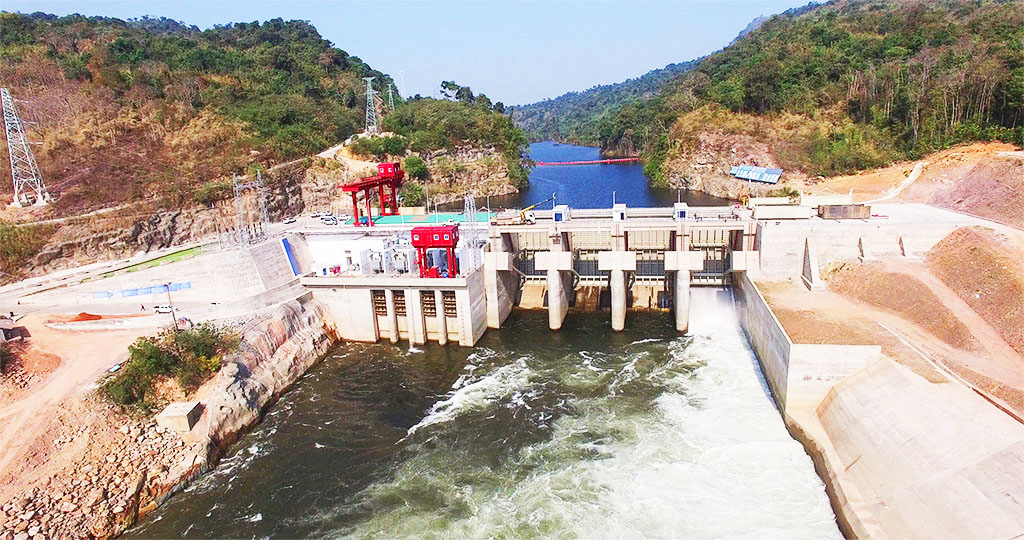 Đập Nam Lik ở tỉnh Vientiane xả nước