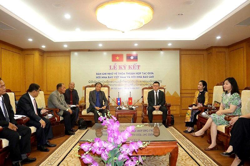 Tăng cường hợp tác báo chí Việt Nam – Lào