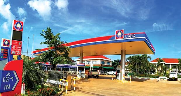 Bộ Tài chính Lào thuê công ty tư vấn cải tổ công ty nhà nước Xăng dầu Lào