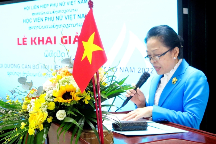 Khai giảng lớp bồi dưỡng cán bộ Hội LHPN Lào - Ảnh 3.