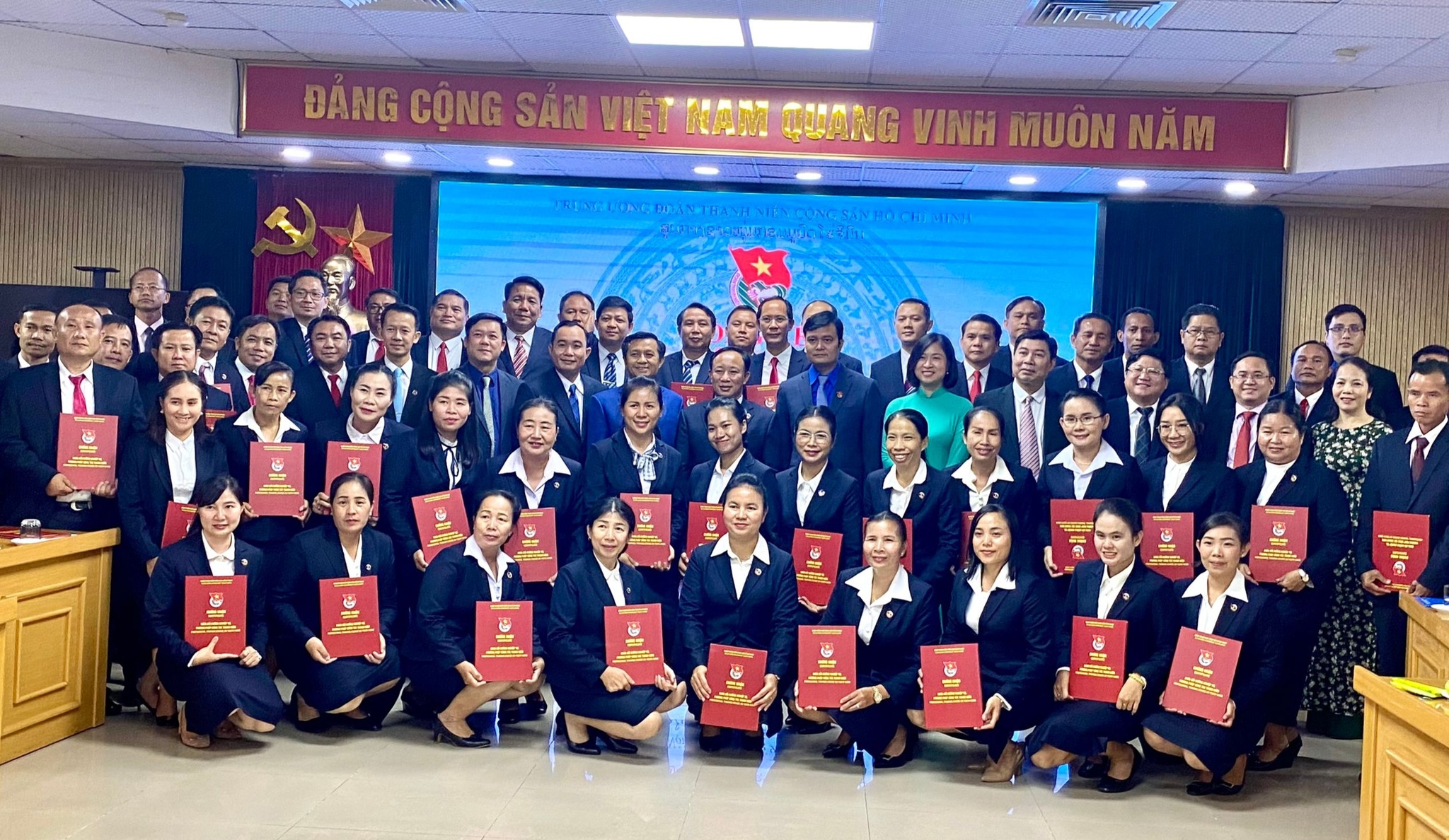 Tăng cường hợp tác giữa tổ chức Đoàn các tỉnh giáp biên Lào – Việt Nam