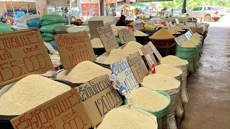 Lào xuất siêu 330 triệu USD sau 8 tháng
