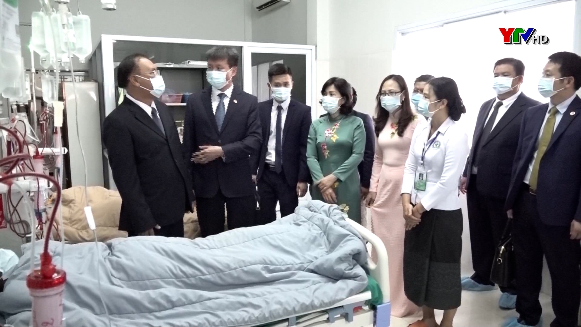Yên Bái bàn giao công trình tòa nhà phục hồi chức năng – chạy thận và máy chạy thận cho bệnh viện Xayyabouli