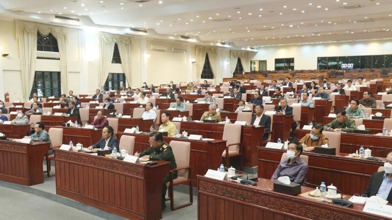 Lào bế mạc Hội nghị Trung ương 5 với nhiều nội dung quan trọng ảnh 1