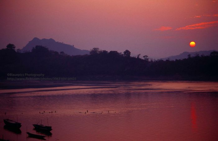 Những bức ảnh phải xem về Cố đô Luang Prabang của Lào năm 1996