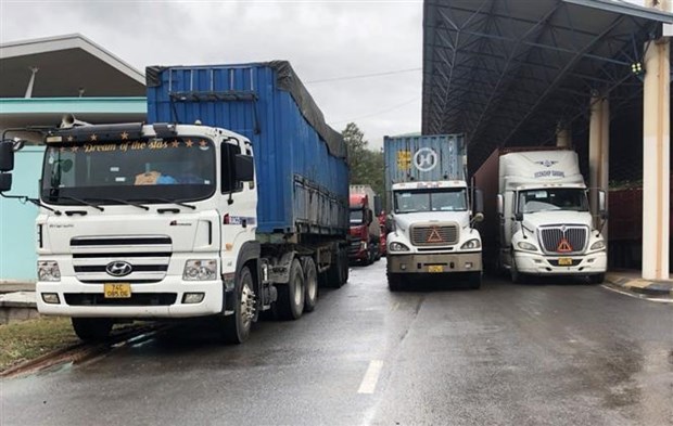 Phát huy vai trò cầu nối thương mại giữa hai nước Việt Nam-Lào