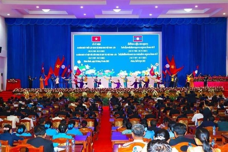 Mít tinh kỷ niệm năm đoàn kết hữu nghị Việt-Lào 2022 tại tỉnh Khammouane