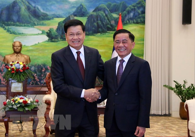Chu nhiem Uy ban Kiem tra Trung uong Tran Cam Tu lam viec tai Lao hinh anh 1