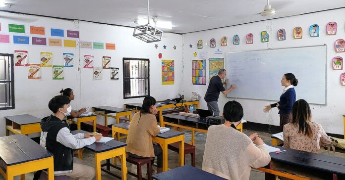 Lào xếp hạng thấp trong kết quả kiểm tra tiếng Anh toàn cầu