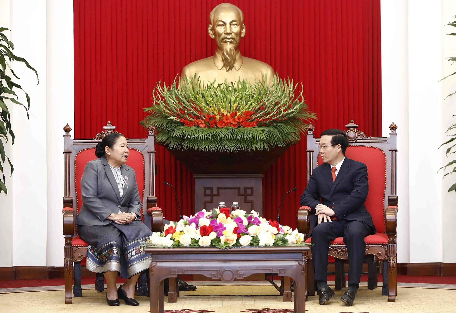 Việt Nam luôn coi trọng và dành ưu tiên hàng đầu cho mối quan hệ đặc biệt Việt Nam-Lào