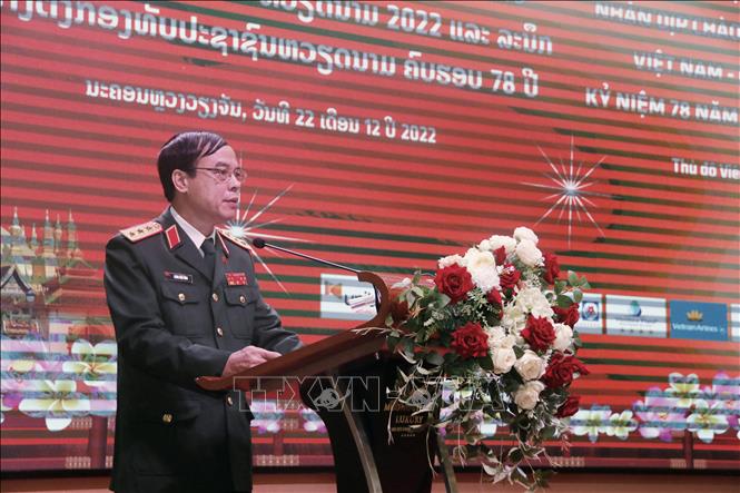 Gặp gỡ, giao lưu cựu sinh viên quân sự Lào từng học tại Việt Nam