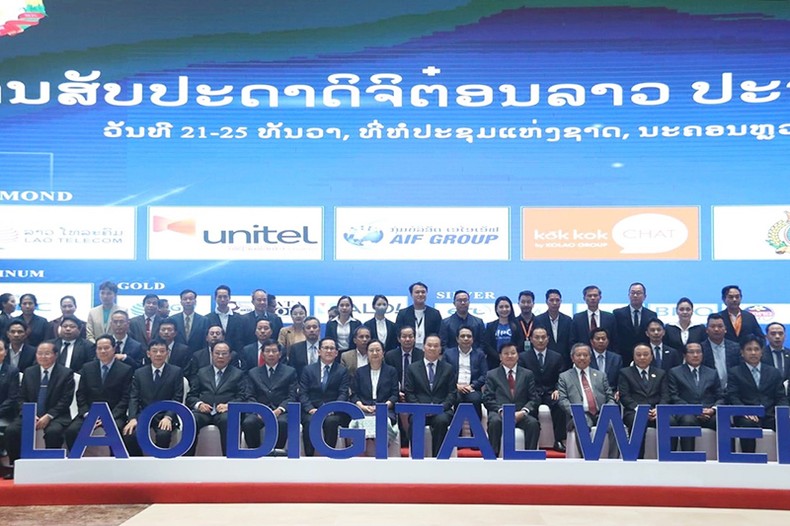 Lào đẩy mạnh chuyển đổi số để phát triển đất nước trong kỷ nguyên 4.0