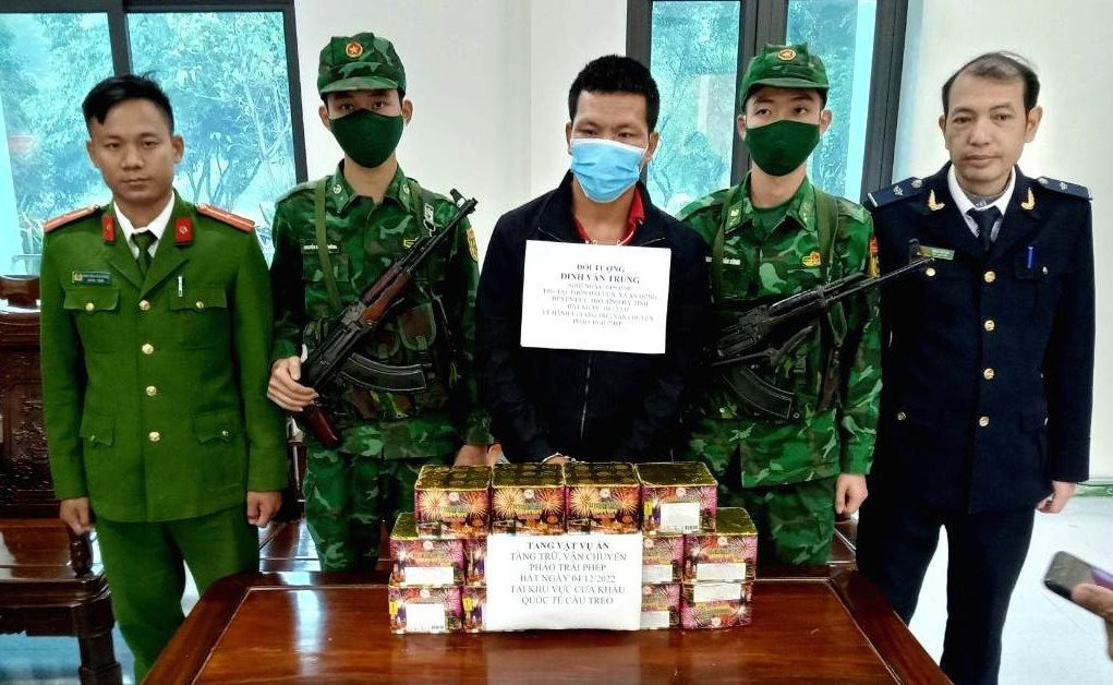phao-lao-viet.jpg