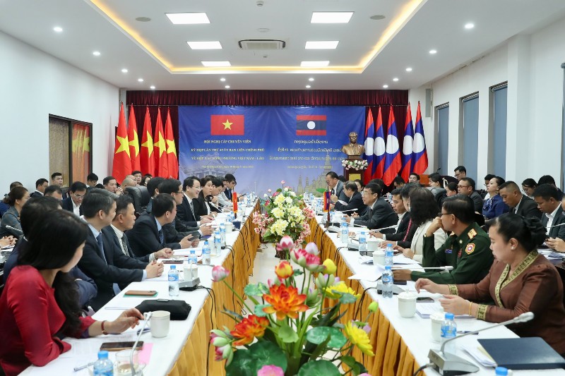 Tăng cường kết nối hai nền kinh tế, thúc đẩy hợp tác đầu tư Việt Nam – Lào
