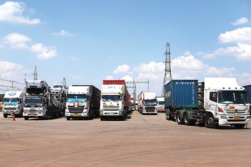 Chính phủ Lào chỉ đạo tạo điều kiện thuận lợi cho thương mại và vận tải