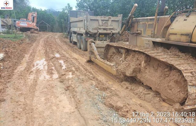 Việt Nam thúc đẩy dự án phục vụ nhập khẩu điện từ Lào