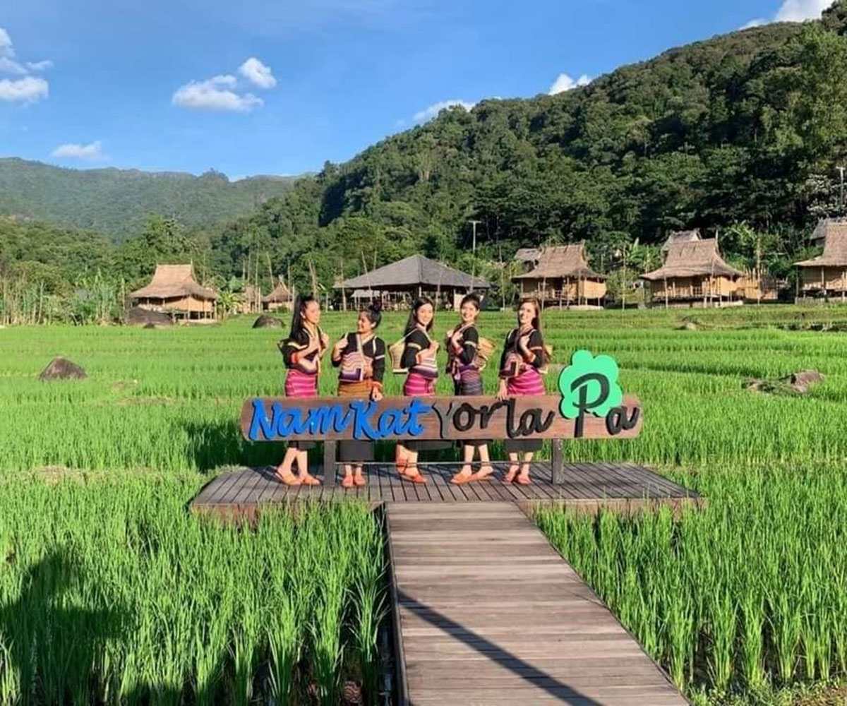 Lào là một trong ba địa điểm du lịch được người Thái tìm kiếm nhiều nhất