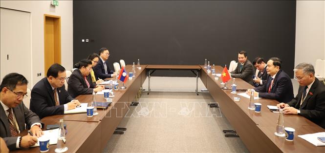 Việt Nam, Lào thúc đẩy hợp tác lập pháp