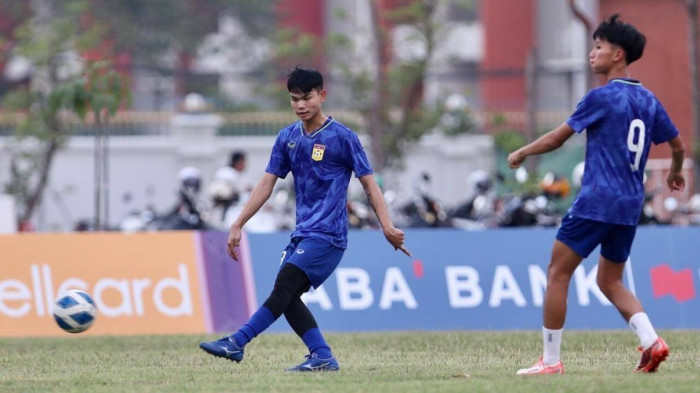 Hai cầu thủ gốc Việt của U22 Lào tại SEA Games 32