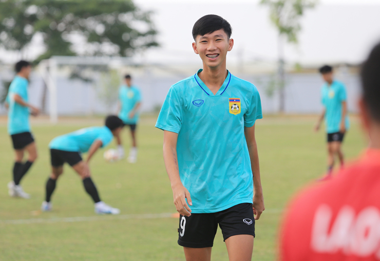 Tiền vệ Lào tự tin có thể cầm hòa U22 Việt Nam