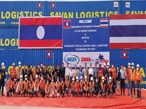 Đại sứ Thái Lan tại Lào thăm đặc khu kinh tế Savannakhet