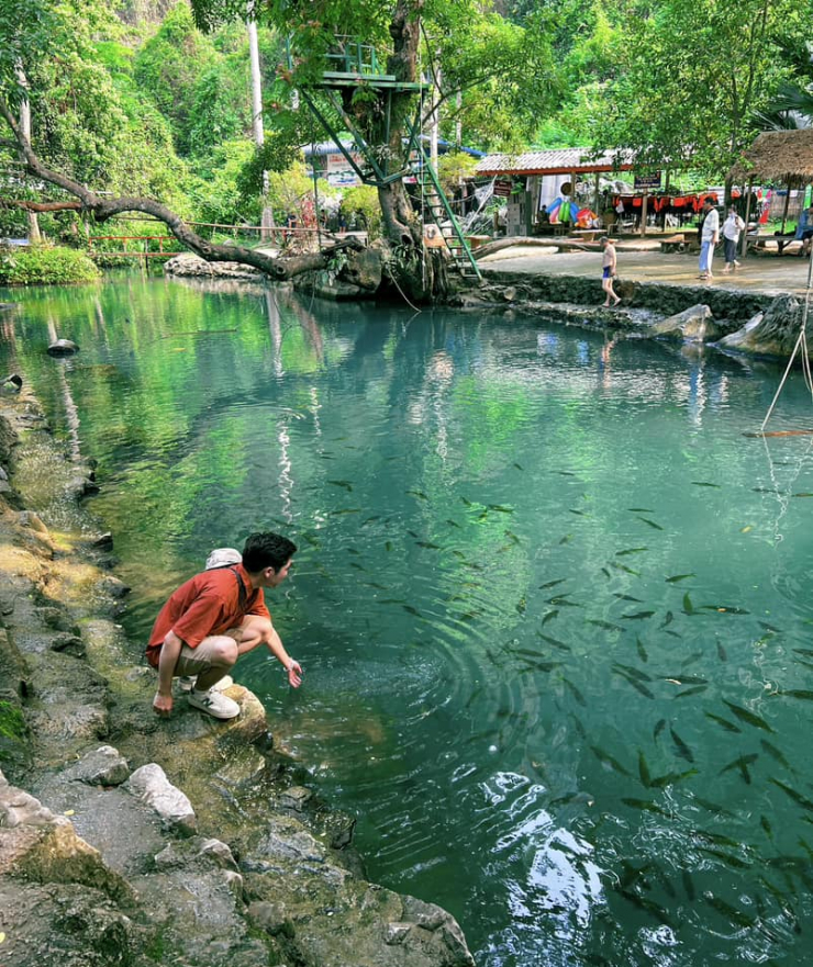 Những ngày đầu hè vi vu khắp Lào của du khách Việt - 9