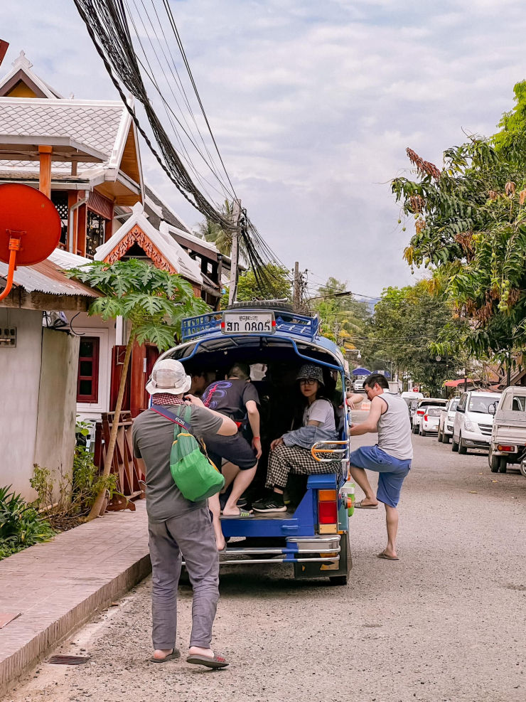 Những ngày đầu hè vi vu khắp Lào của du khách Việt