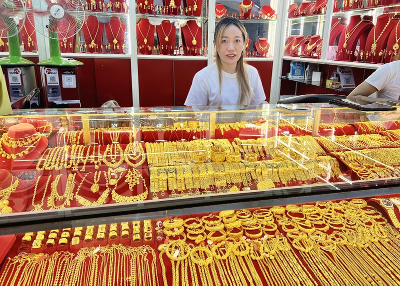 Lào thặng dư thương mại khoảng 44 triệu USD trong 4 tháng năm 2023
